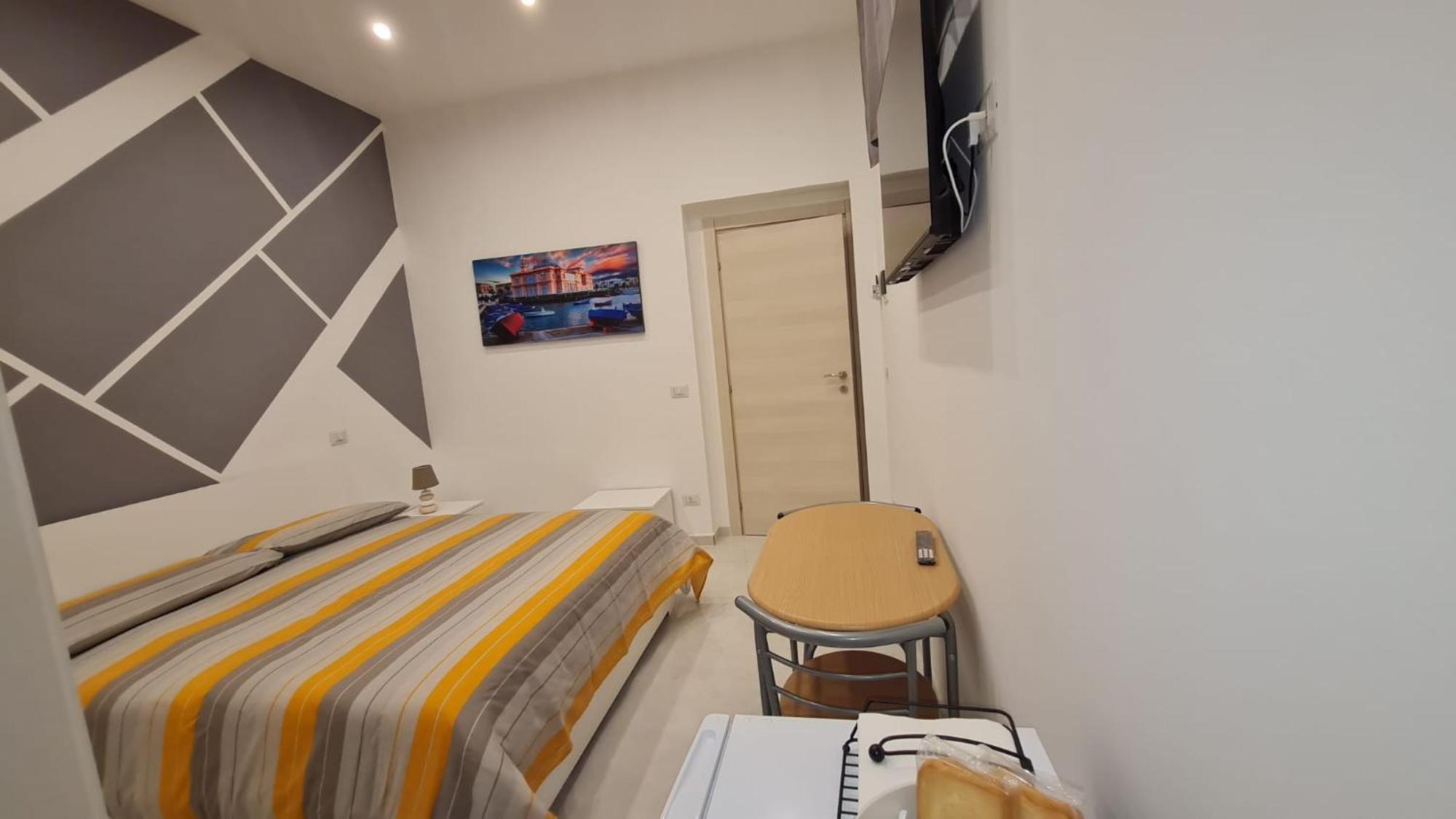 Locazione Turistica Adriatico Hotel Bari Bagian luar foto